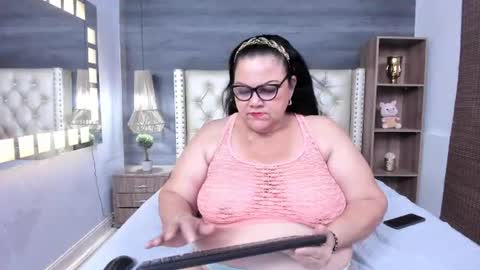 Jelitza online show from 07.04.26