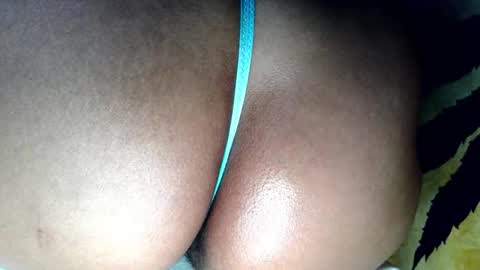 Snapshot of mommybubbles chatting on 02.10.26 Mommy bubbles online show from 02.10.26