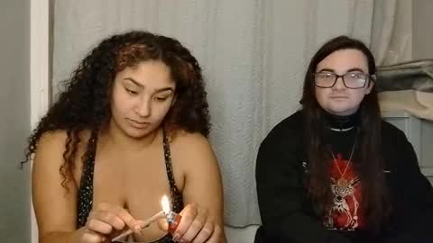 Snapshot of mommybubbles2 chatting on 02.25.25 Mommy Bubbles online show from 02.25.25