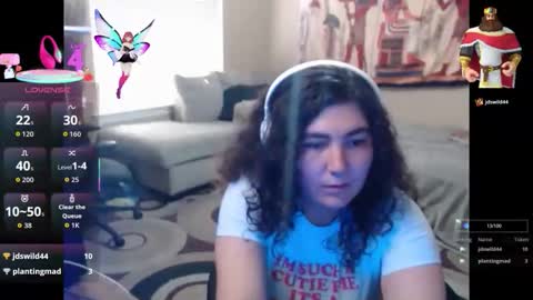 Snapshot of mommydarknesskairi3427 chatting on 11.02.25 MommyDarkness3427 online show from 11.02.25