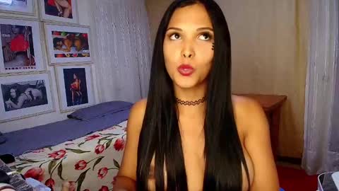 Snapshot of mommyjeva chatting on 02.18.25 Mommy Jeva online show from 02.18.25