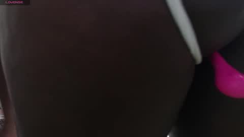 Snapshot of mommywebcam chatting on 03.06.26 DINAH online show from 03.06.26