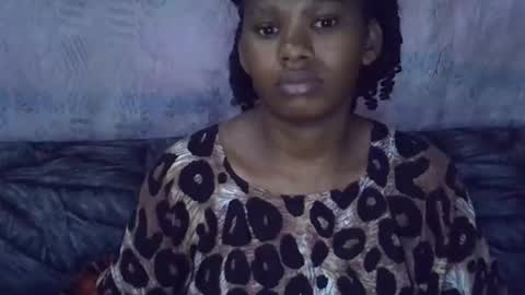 Snapshot of momsdoll chatting on 02.04.26 momsdoll online show from 02.04.26