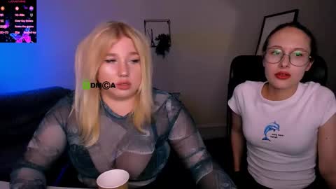 Mona  online show from 09.09.25