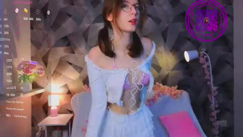 Mona online show from 12.21.25