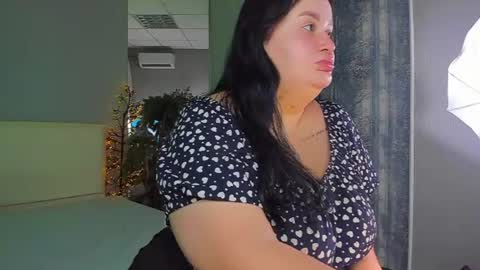 Monica online show from 06.25.26