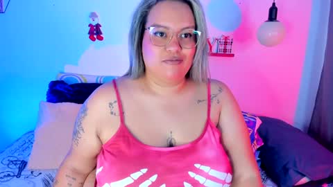 Snapshot of monica_bbw_ chatting on 12.20.24 aleja independent model online show from 12.20.24