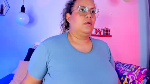 Snapshot of monica_bbw_ chatting on 01.17.25 aleja independent model online show from 01.17.25
