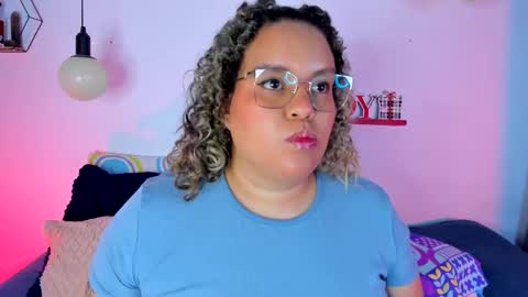 Snapshot of monica_bbw_ chatting on 02.21.25 aleja independent model online show from 02.21.25