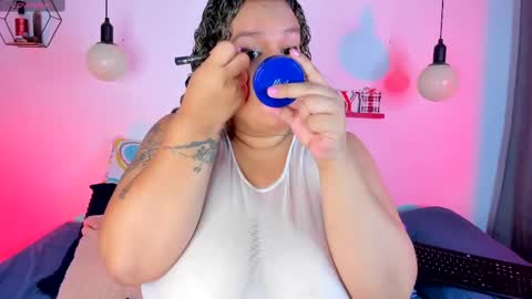 Snapshot of monica_bbw_ chatting on 03.04.25 aleja independent model online show from 03.04.25