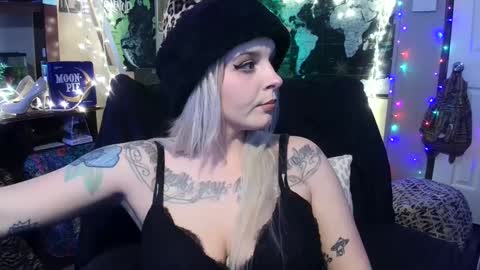 Snapshot of monica_lily chatting on 12.20.24 Monica online show from 12.20.24