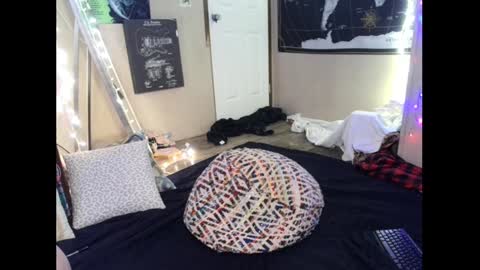 Snapshot of monica_lily chatting on 12.30.24 Monica online show from 12.30.24