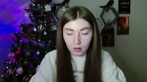 Snapshot of monica_sweets chatting on 11.22.25 sweet girl and shine body online show from 11.22.25