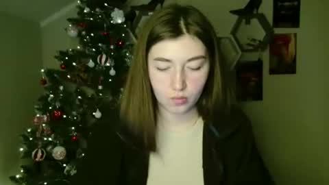 Snapshot of monica_sweets chatting on 11.30.25 sweet girl and shine body online show from 11.30.25