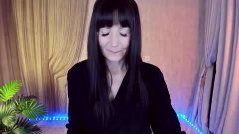 Monica online show from 11.29.25