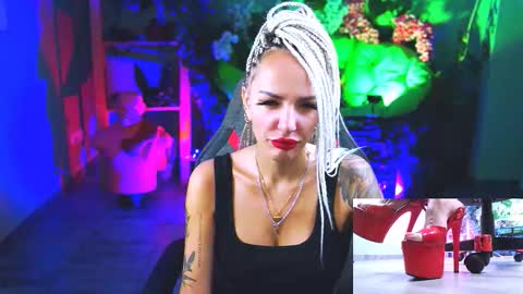 Monika online show from 09.16.25