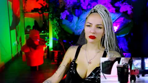 Monika online show from 01.12.26