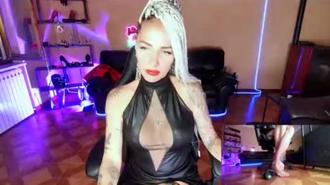 Miss Monica online show from 07.26.26