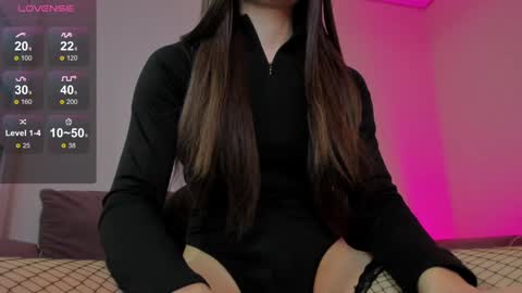 Snapshot of monicastark_ chatting on 12.25.24 monicastark_ online show from 12.25.24