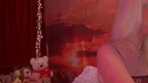 Monika    online show from 05.01.26