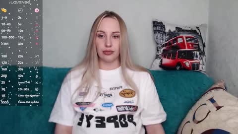 Monika online show from 09.25.25