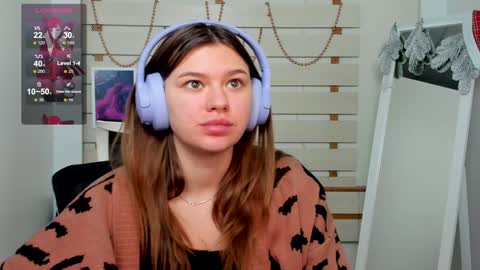 Monika online show from 01.08.25