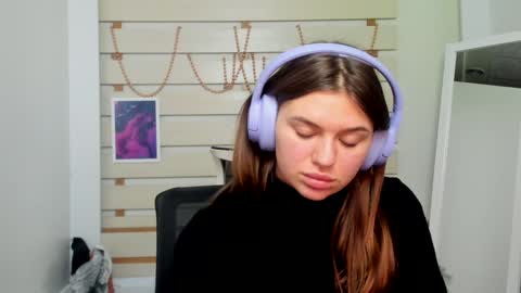 Monika online show from 02.07.25