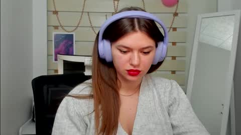 Monika online show from 02.24.25