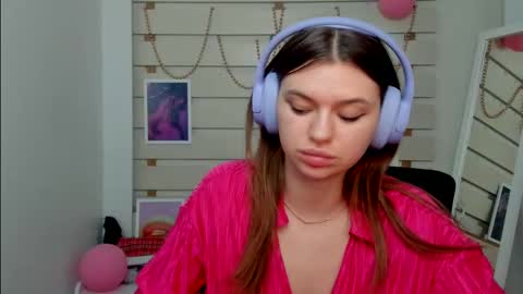 Monika online show from 02.26.25