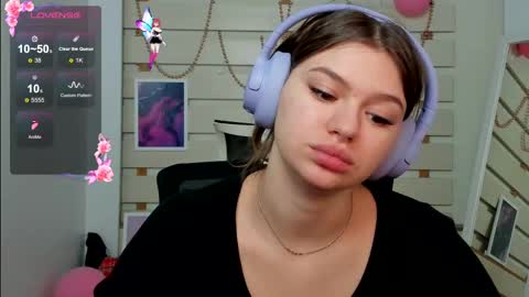 Monika online show from 03.05.25