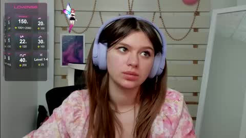 Monika online show from 03.08.25