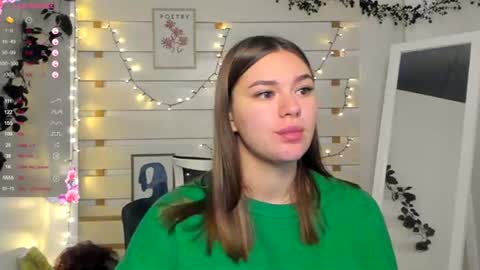 Monika online show from 11.11.25