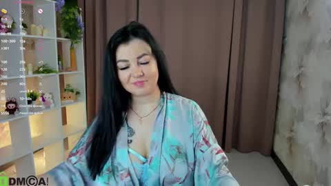 MoniKa online show from 02.22.26