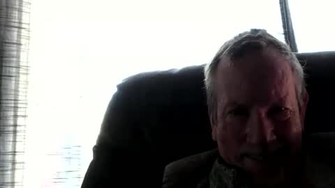 Snapshot of monkeedance chatting on 12.01.24 Monkee Dance online show from 12.01.24