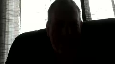 Snapshot of monkeedance chatting on 01.01.25 Monkee Dance online show from 01.01.25