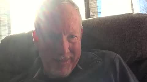 Snapshot of monkeedance chatting on 01.08.25 Monkee Dance online show from 01.08.25