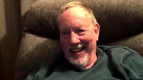 Snapshot of monkeedance chatting on 01.11.25 Monkee Dance online show from 01.11.25