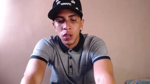 Snapshot of monkey_uchiha77 chatting on 10.13.25 simon dice online show from 10.13.25