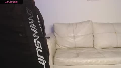 Snapshot of monkey_uchiha77 chatting on 02.12.26 simon dice online show from 02.12.26