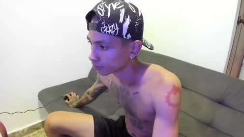 Snapshot of monkeyd_66 chatting on 12.20.24 monkeyd_66 online show from 12.20.24