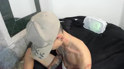 Snapshot of monkeyd_66 chatting on 02.20.25 monkeyd_66 online show from 02.20.25