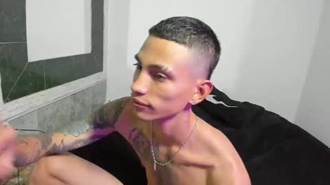 Snapshot of monkeyd_66 chatting on 02.28.25 monkeyd_66 online show from 02.28.25