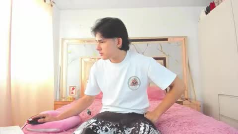 monky_0002 online show from 03.18.26