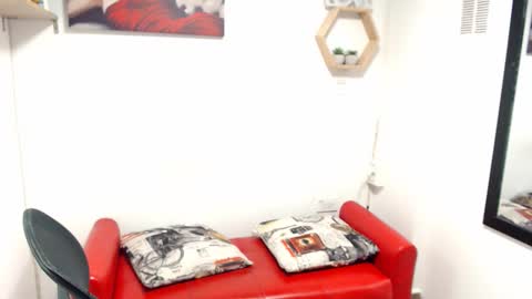 monserrat_diva online show from 02.18.26