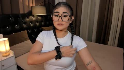 Snapshot of monstrouscockdivaontop chatting on 12.11.24 Ruthie online show from 12.11.24