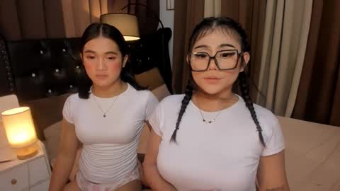 Snapshot of monstrouscockdivaontop chatting on 01.06.25 Ruthie online show from 01.06.25