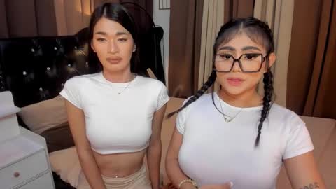 Snapshot of monstrouscockdivaontop chatting on 01.09.25 Ruthie online show from 01.09.25