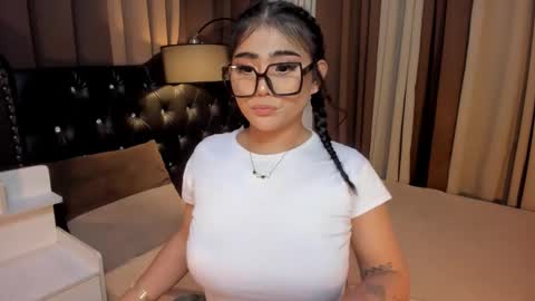 Snapshot of monstrouscockdivaontop chatting on 01.26.25 Ruthie online show from 01.26.25