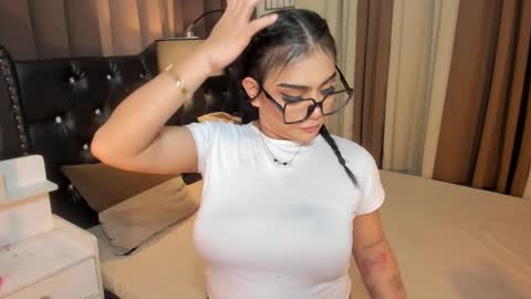 Snapshot of monstrouscockdivaontop chatting on 02.25.25 Ruthie online show from 02.25.25