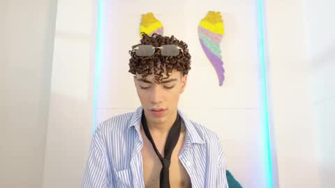   online show from 05.25.26